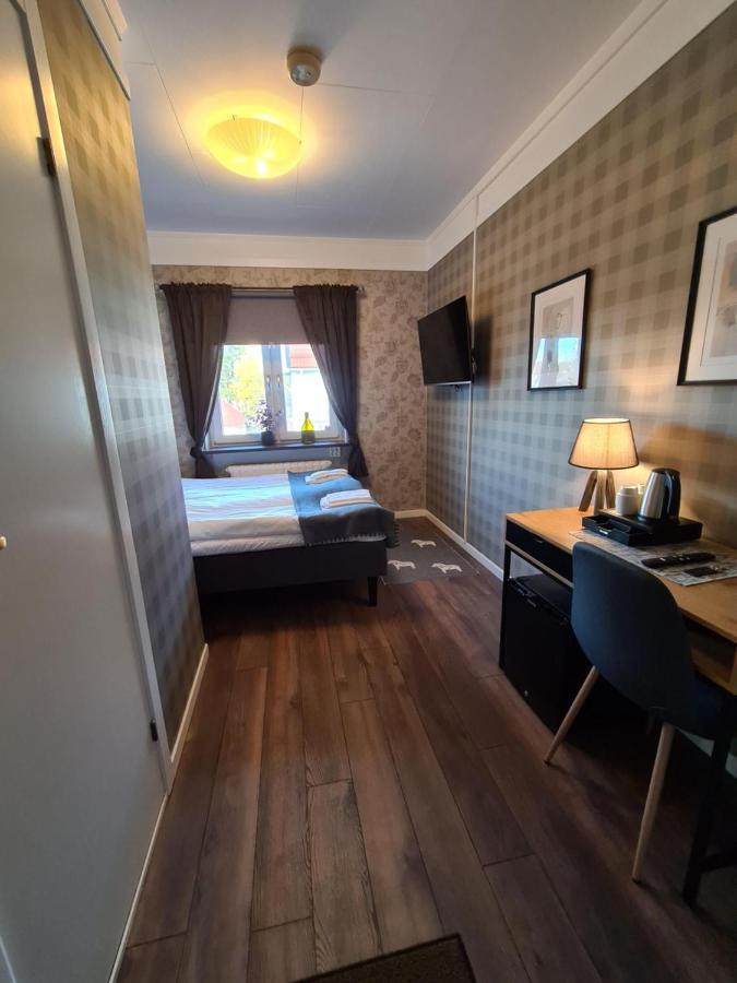 Dala-Jaerna Hotell Och Vandrarhem エクステリア 写真