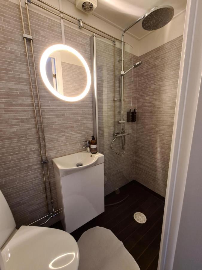 Dala-Jaerna Hotell Och Vandrarhem エクステリア 写真