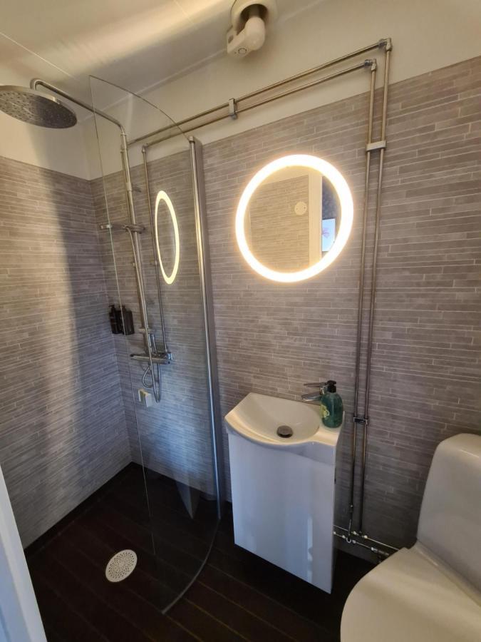 Dala-Jaerna Hotell Och Vandrarhem エクステリア 写真