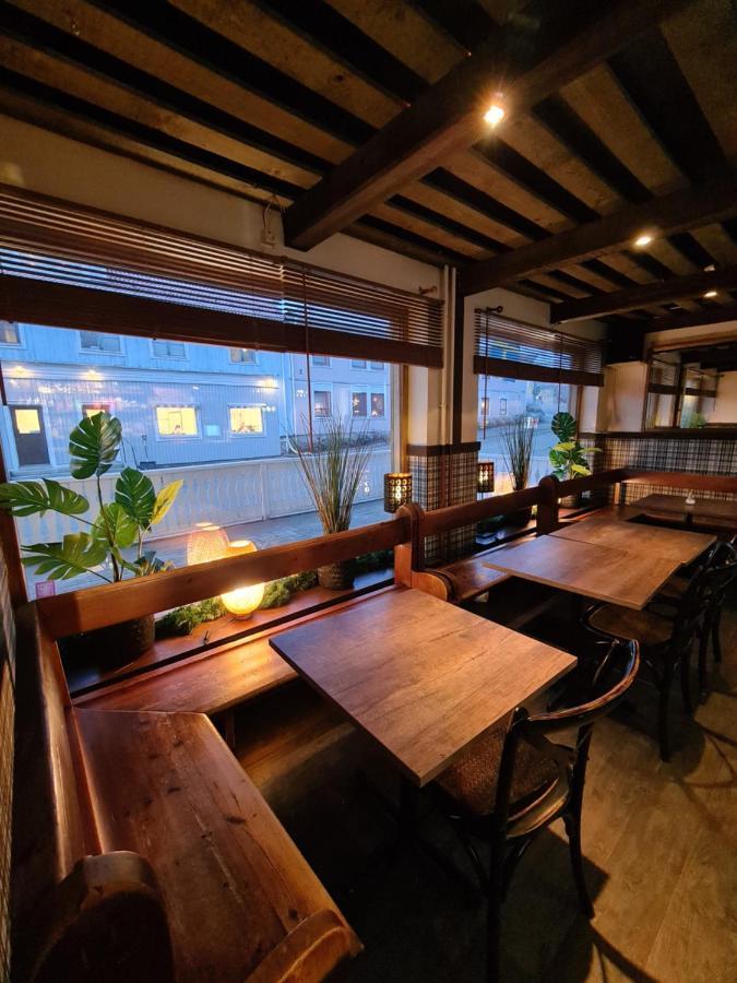 Dala-Jaerna Hotell Och Vandrarhem エクステリア 写真
